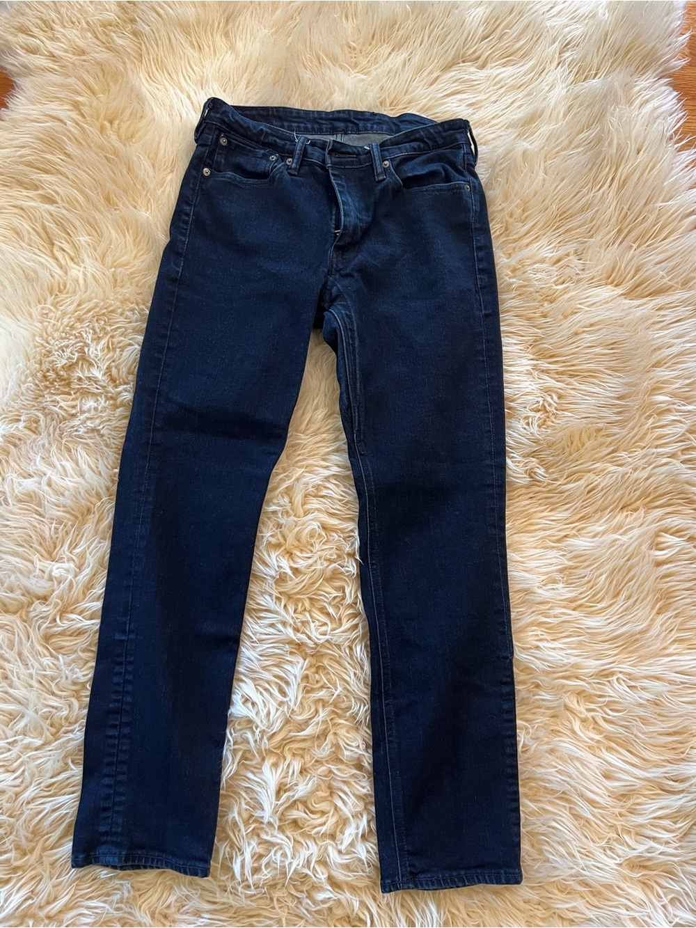Levi's Women's Straight Leg Jeans in Dark Indigo